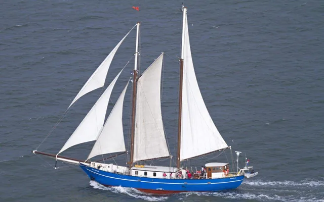 STORTEMELK unter Segeln · 12
